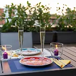 Apartment Terrazza A Chiaia Neapel