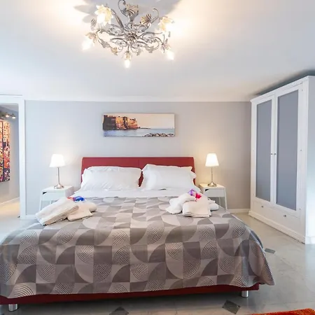 アパート Terrazza A Chiaia ナポリ