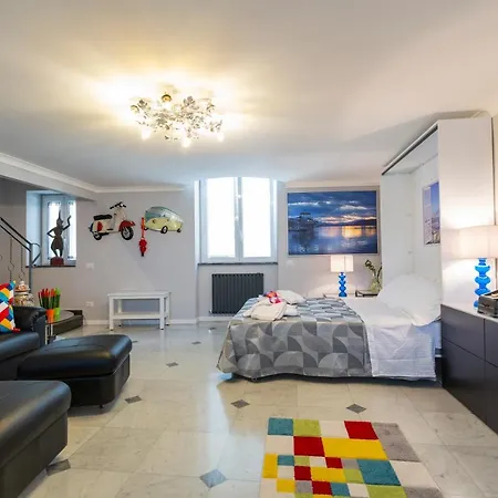 Terrazza A Chiaia * Napels