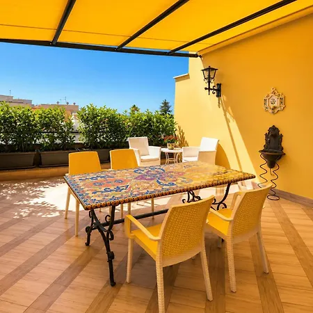 Terrazza A Chiaia דירה